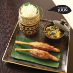 Brochette de poulet thai, riz au jasmin & salade de mangue verte